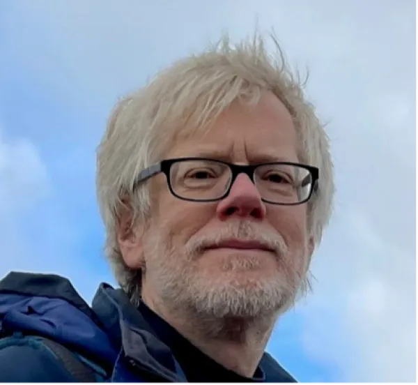 Dr John Harries