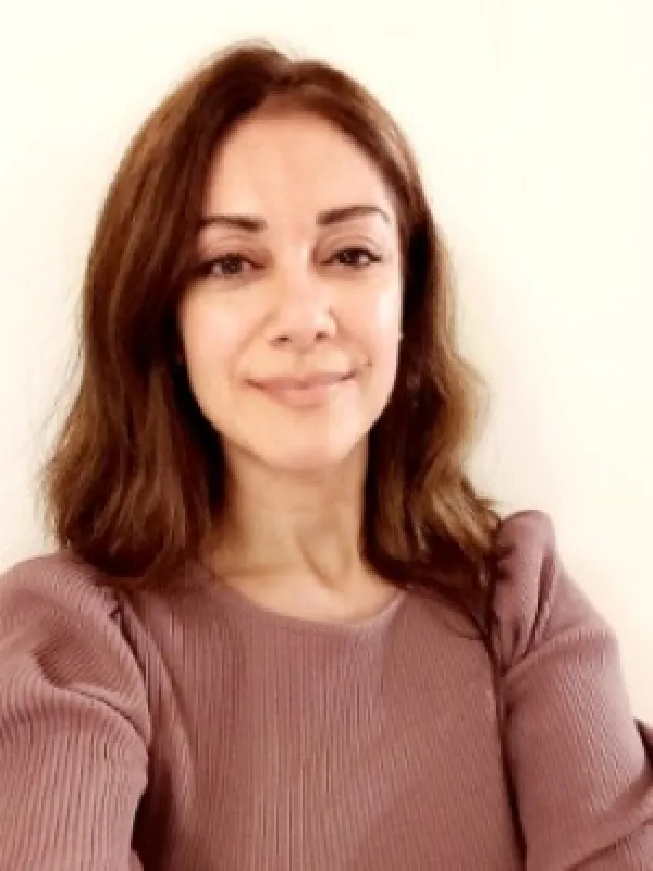 Dr Lina Fadel