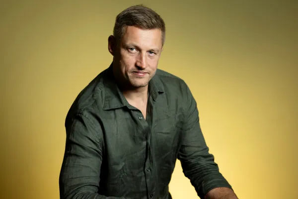 Indrek Reiland. Photo by V. Somerpuro. Indrek Reiland looking sternly at the camera.