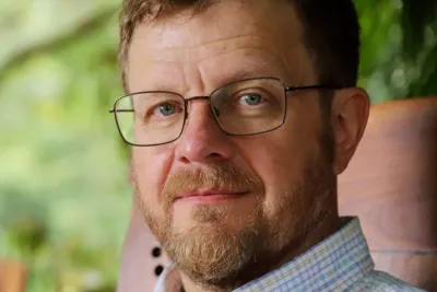 Portrait of Scott Sehon