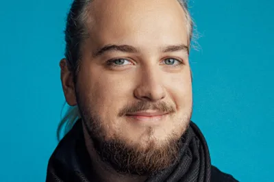 Portrait picture of Peter Švihra